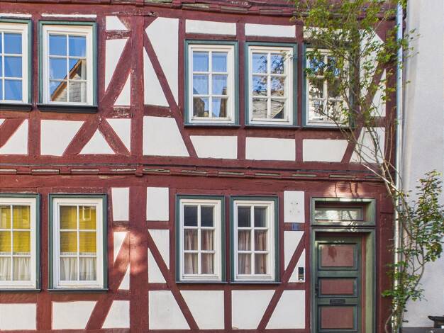 Haus zum Kauf 234.000 € 4 Zimmer 110 m² 162 m² Grundstück frei ab sofort Wetzlar 35578