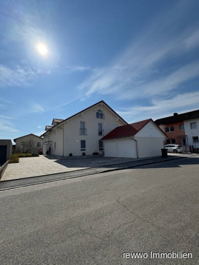 Wohnung zum Kauf 369.000 € 3 Zimmer 74,6 m² 1. Geschoss Holzen Burgkirchen an der Alz 84508