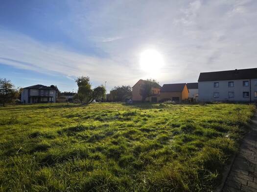 Grundstück zum Kauf 165.000 € 825 m² Grundstück Großerkmannsdorf Radeberg 01454
