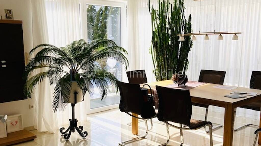 Einfamilienhaus zum Kauf 859.000 € 5 Zimmer 151 m² 350 m² Grundstück Barbing 93092