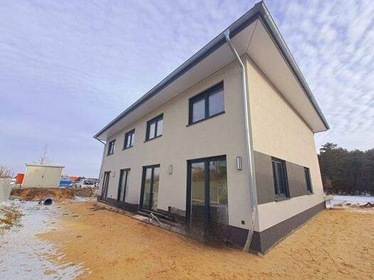 Doppelhaushälfte zur Miete - Erstbezug 1.600 € 4 Zimmer 127,2 m² frei ab 01.04.2026 Rapunzelweg 16 A Neustadt Brandenburg an der Havel / Neuschmerzke 14776