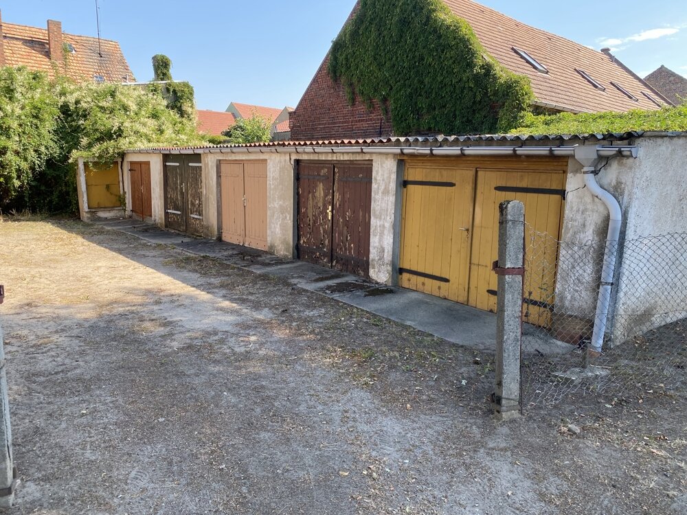 Einfamilienhaus zum Kauf 120.000 € 6 Zimmer 160 m²<br/>Wohnfläche 747 m²<br/>Grundstück Dahme Dahme/Mark 15936