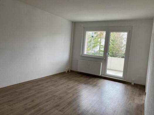 Wohnung zur Miete nur mit Wohnberechtigungsschein 224 € 1 Zimmer 36 m² EG frei ab 01.10.2026 Hermann-Duncker-Straße 2 Oschersleben Oschersleben 39387