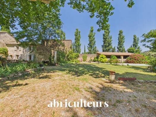 Haus zum Kauf 745.200 € 310 m² 7.880 m² Grundstück Orgon 13660