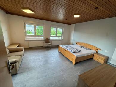 WG-Zimmer zur Miete Wohnen auf Zeit 690 € 26 m² frei ab sofort Obertürkheimer Straße 0 Mettingen - Ost Esslingen 73733