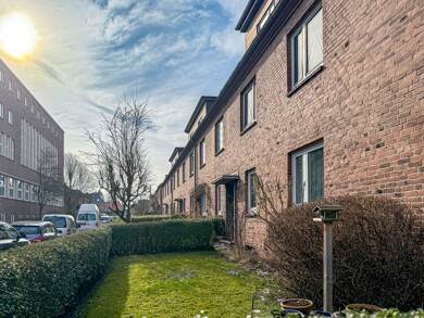 Wohnung zum Kauf 115.000 € 3 Zimmer 52 m² EG Fröbelstraße 30 Gaarden - Süd / Kronsburg Bezirk 2 Kiel 24113