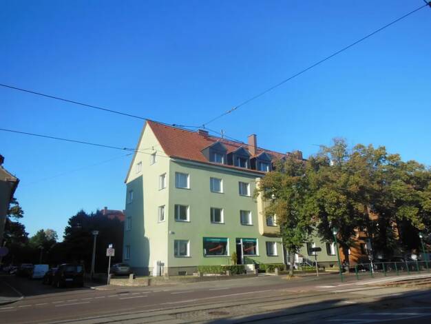 Wohnung zur Miete 400 € 2 Zimmer 49,8 m² 2. Geschoss Damaschkestraße Süd 06110