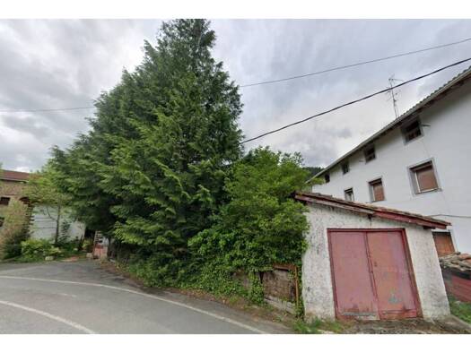 Doppelhaushälfte zum Kauf 110.000 € 3 Zimmer 404 m² 425 m² Grundstück Bikuña 11 Legazpi 20230
