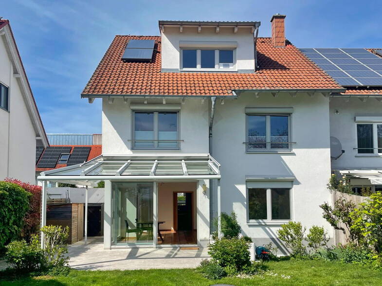 Doppelhaushälfte zum Kauf provisionsfrei 885.000 € 7 Zimmer 219 m² 374 m² Grundstück Zum Wörth 32 Walldorf 69190