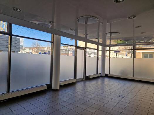 Verkaufsfläche zur Miete provisionsfrei 2.355 € 9 Zimmer 262,7 m² Verkaufsfläche teilbar ab 262,7 m² Pieschen-Süd Ortsamtsbereich Pieschen 01127