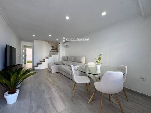 Reihenhaus zum Kauf 346.000 € 2 Zimmer 77 m² Elx / Elche 03195