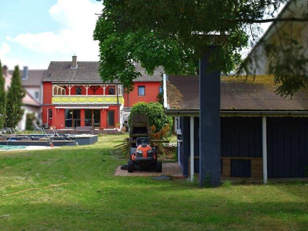 Bauernhaus zum Kauf 595.000 € 7 Zimmer 274,3 m² 1.947,3 m² Grundstück Huttenheim Philippsburg 76661