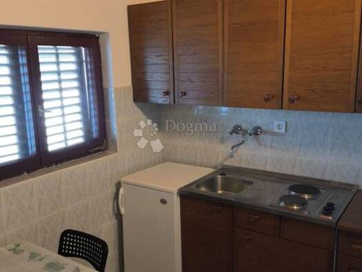 Wohnung zur Miete 330 € 1 Zimmer 36 m² 2 Geschosse Lopar, Rab Lopar 51281