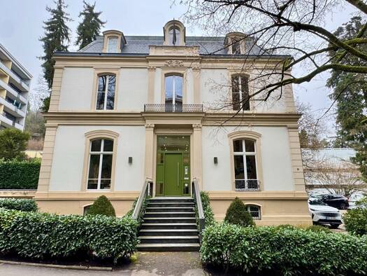 Bürogebäude zur Miete 7.490 € 11 Zimmer 423 m² Bürofläche Innenstadt Baden-Baden 76530