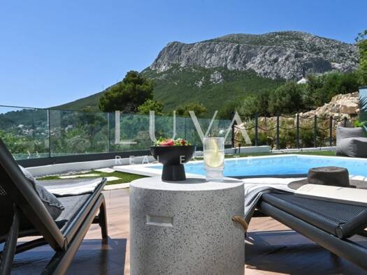 Haus zum Kauf 1.700.000 € 3 Zimmer 300 m² Klis 0