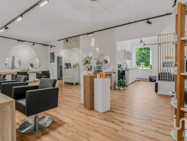 Gewerbeobjekt zum Kauf als Kapitalanlage geeignet 225.000 € 186,2 m² Boostedt 24598