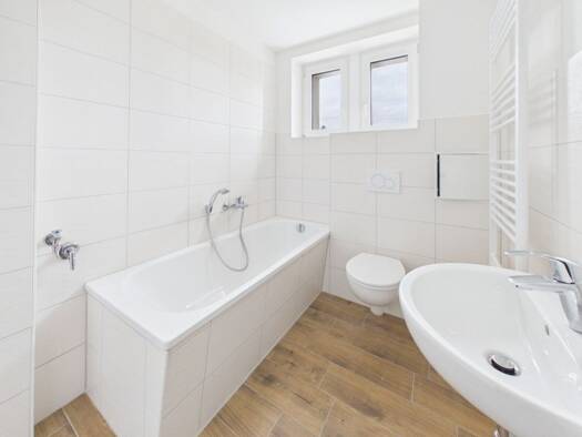 Wohnung zur Miete 323 € 2 Zimmer 50,6 m² 1. Geschoss Lützowstraße 76 Kappel Chemnitz 09119