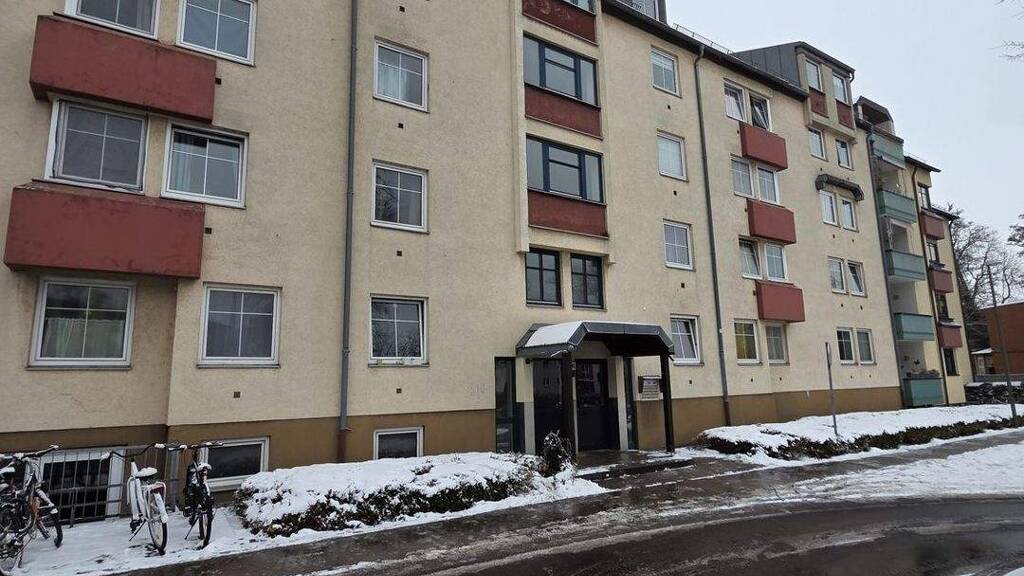 Studio zum Kauf 105.000 € 1 Zimmer 17 m² 3. Geschoss Anger Erlangen / Bruck bei Erlangen 91052