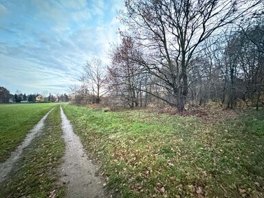 Grundstück zur Versteigerung 5.000 € 3.610 m² Grundstück nahe An der Wostra Zschieren Dresden 01259