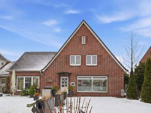 Mehrfamilienhaus zum Kauf 490.000 € 8 Zimmer 400 m² 1.100 m² Grundstück frei ab 01.01.2027 Wesselburen 25764