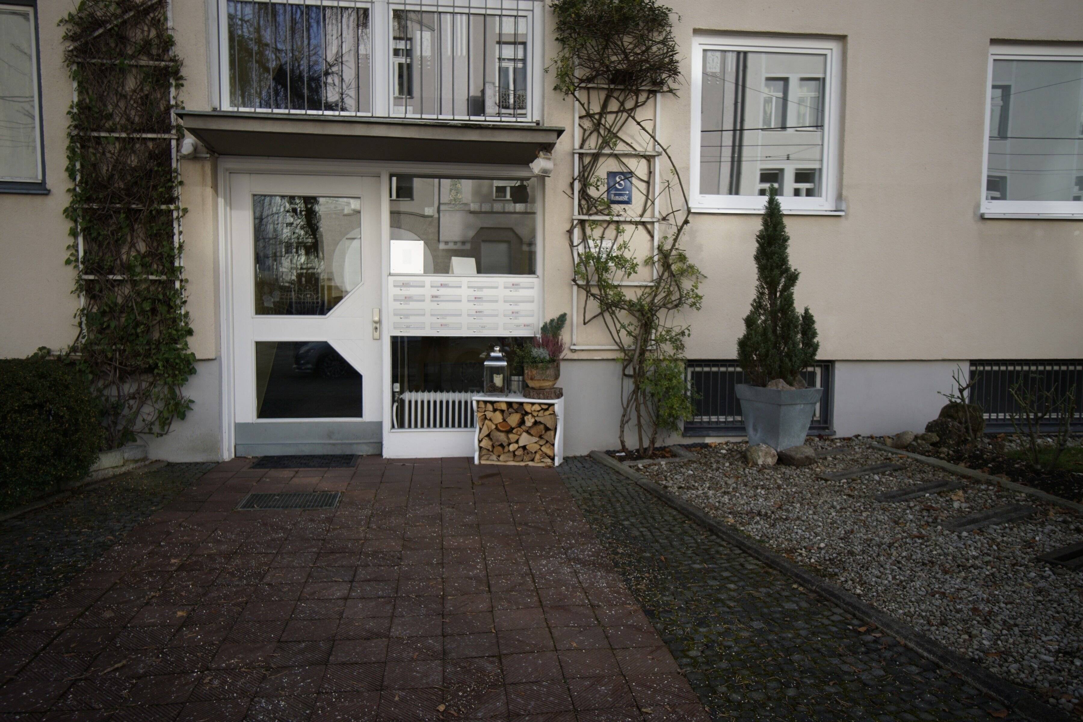 Property thumbnail 3