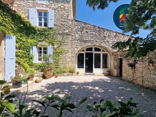 Haus zum Kauf 988.800 € 330 m² 10.289 m² Grundstück Marsanne 26740