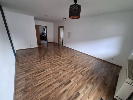 Wohnung zur Miete 430 € 3 Zimmer 78 m² Geschoss 2/3 frei ab 01.09.2026 In der Huthweide 11 Untermaßfeld 98617