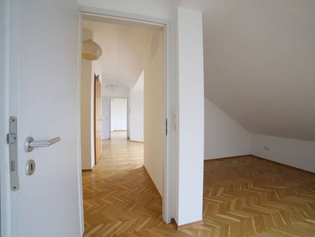 Wohnung zur Miete 1.490 € 2,5 Zimmer 80 m² frei ab 01.11.2026 Nordend-Ost Frankfurt am Main 60389