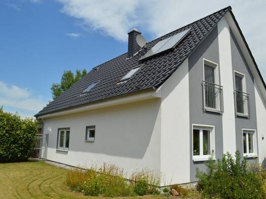Einfamilienhaus zum Kauf 392.000 € 5 Zimmer 162 m² 858 m² Grundstück Unterlüß 29345