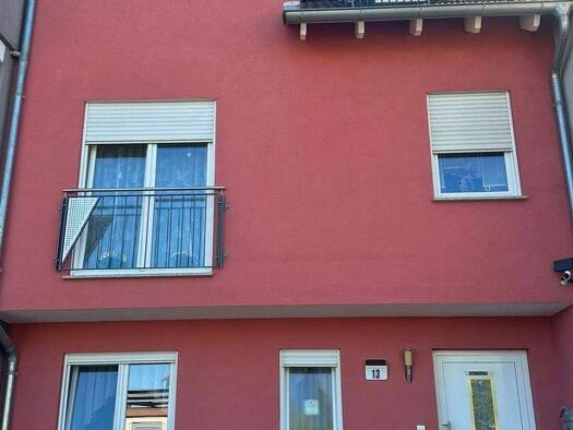 Reihenmittelhaus zum Kauf provisionsfrei 399.000 € 5 Zimmer 129 m² frei ab 01.02.2027 Galerie Fulda 36041