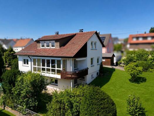 Einfamilienhaus zum Kauf 329.000 € 9 Zimmer 215 m² 581 m² Grundstück Sulz Sulz am Neckar 72172