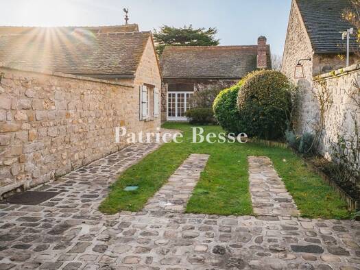 Reihenmittelhaus zum Kauf 649.000 € 6 Zimmer 210 m² 661 m² Grundstück Soisy-sur-École 91840