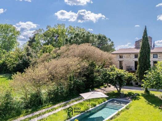 Haus zum Kauf 1.395.000 € 300 m² 6.592 m² Grundstück Centre Est Uzès 30700