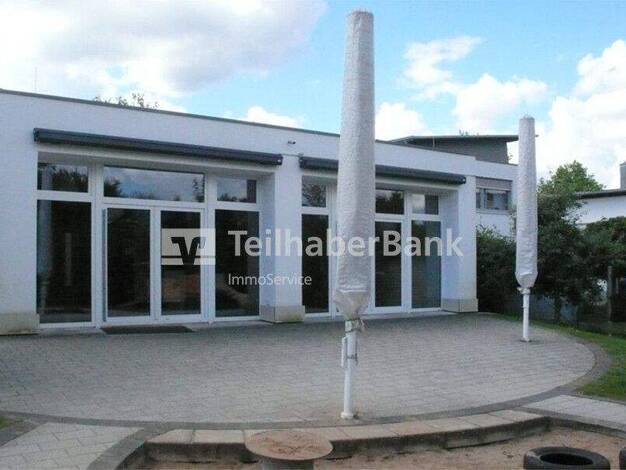 Medizinisches Gebäude zum Kauf 749.000 € 289 m² Bürofläche Neunkirchen Neunkirchen am Brand 91077