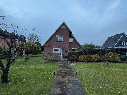 Mehrfamilienhaus zum Kauf 456.000 € 8 Zimmer 146,5 m² 993 m² Grundstück Ratekau 23626