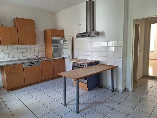 Wohnung zur Miete 350 € 2 Zimmer 63 m² Matthesstraße 58 Schloßchemnitz Schloßchemnitz 09113