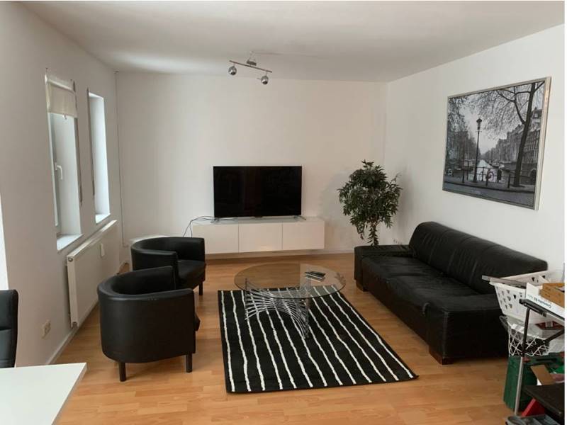 Wohnung zur Miete Wohnen auf Zeit 1.200 € 3 Zimmer 77 m²<br/>Wohnfläche 01.10.2024<br/>Verfügbarkeit Steinheim Hanau 63456