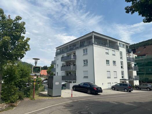 Terrassenwohnung zum Kauf - Erstbezug provisionsfrei 319.000 € 3 Zimmer 94 m² frei ab 31.08.2026 Rehteichweg 2 Bad Herrenalb 76332