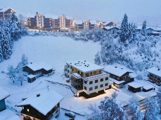 Mehrfamilienhaus zum Kauf provisionsfrei als Kapitalanlage geeignet 36 Zimmer 800 m² 1.660 m² Grundstück Spielbergstraße 40b Fieberbrunn 6391