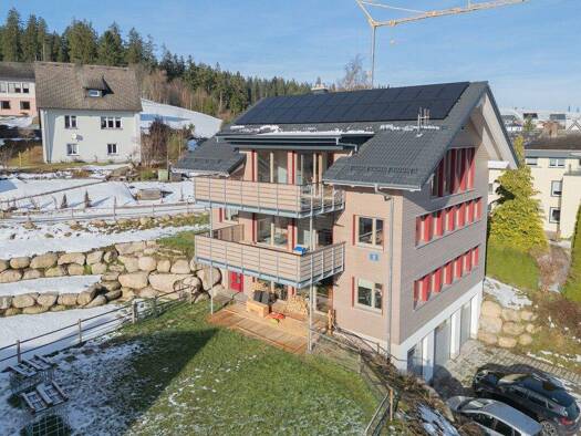 Haus zum Kauf 1.299.000 € 5,5 Zimmer 300 m² 926 m² Grundstück Schönwald im Schwarzwald 78141