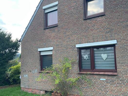 Mehrfamilienhaus zur Miete 1.200 € 7 Zimmer 152 m² frei ab 01.01.2026 Schwanewede 28790