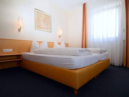 Wohnung zur Miete Wohnen auf Zeit 710 € 1,5 Zimmer 40 m² frei ab 01.03.2026 Randersacker 97236