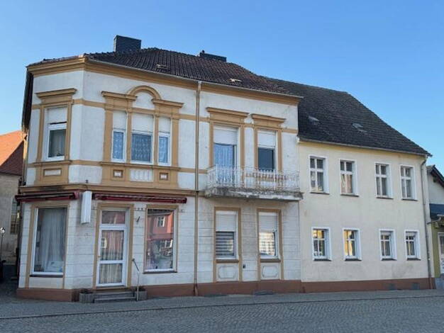 Mehrfamilienhaus zum Kauf provisionsfrei 410.000 € 18 Zimmer 375 m² 641 m² Grundstück Golßen 15938