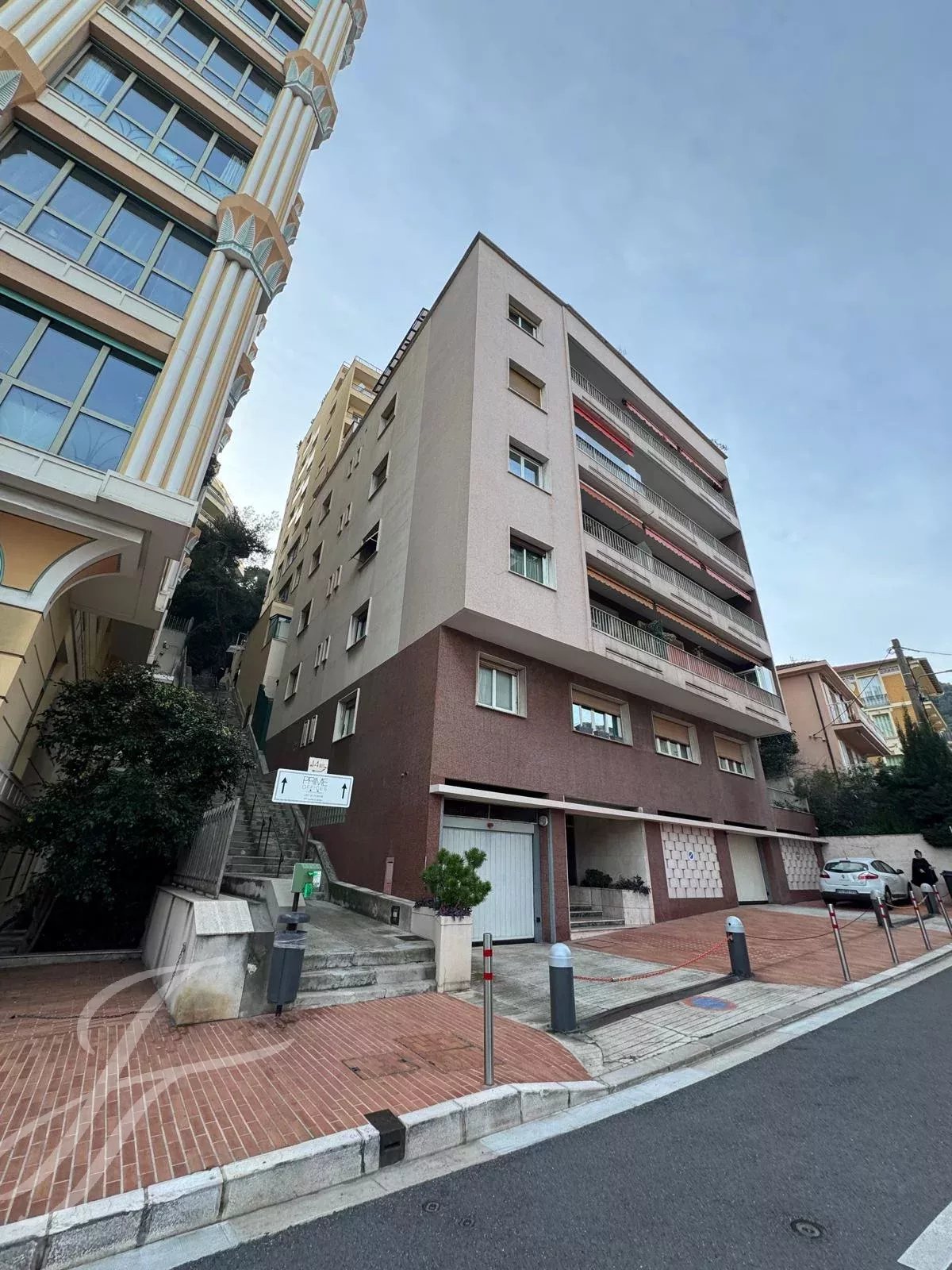 Studio zur Miete provisionsfrei 2.500 € 1 Zimmer 37 m²<br/>Wohnfläche Monaco 98000