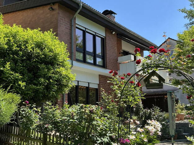 Einfamilienhaus zum Kauf provisionsfrei 850.000 € 6 Zimmer 218 m² 661 m² Grundstück Wiesenstraße 10 Martinsthal Eltville am Rhein 65344