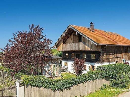 Haus zum Kauf 6 Zimmer 140 m² 543 m² Grundstück Dorfbeuern 5152