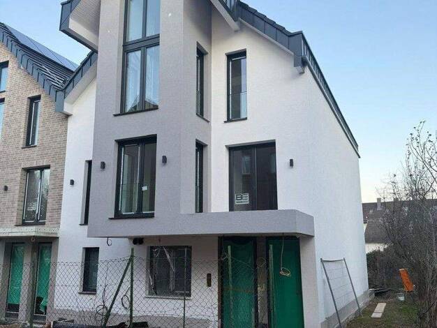 Wohnung zur Miete - Erstbezug 1.500 € 3 Zimmer 83 m² 1. Geschoss frei ab 01.02.2026 Volkhoven/Weiler Köln 50765
