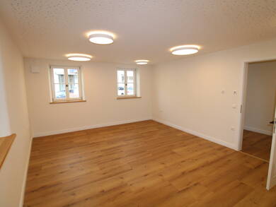 Ladenfläche zur Miete 1.150 € Jahnstraße 1 Velden Velden 84149