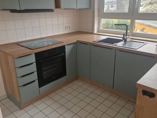 Wohnung zur Miete 960 € 3 Zimmer 80 m² 1. Geschoss frei ab 01.05.2026 Hünerfeldstraße 8 Holzhausen Leipzig 04288