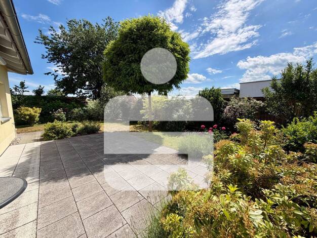 Bungalow zum Kauf 489.000 € 4 Zimmer 125,2 m² 471 m² Grundstück Kümmersbruck Kümmersbruck 92245